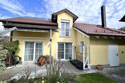 Haus zum Kaufen in Thierhaupten 650.000,00 € 171.41 m²
