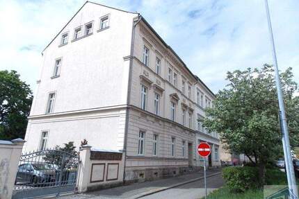 Zentrumsnah mit Balkon - 350,00&nbsp;EUR Kaltmiete, ca.&nbsp; 64,00&nbsp;m&sup2;&nbsp;Wohnfl&auml;che in Zittau (PLZ: 02763)