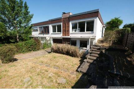 Bungalow mit Atrium in grüner Waldrandlage - Remseck Neckarrems