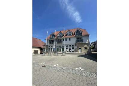 Wohnung zum Mieten in Metzingen 1.090,00 € 99.75 m²