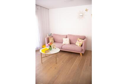 Schöne helle 3-Zimmer-Wohnung, 3 min zum S-Bahn - Renningen