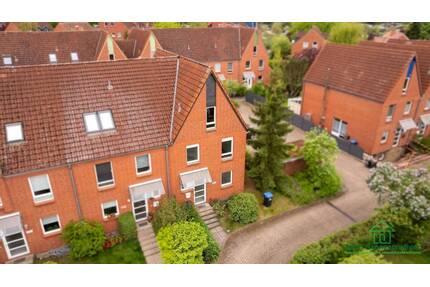 Reihenendhaus mit Garten u. Stellplatz - für den Käufer provisionsfrei - Schwerin Mueß