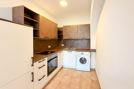 Einbauküche! Hochwertige 4 Raum-Wohnung mit modernem Bad und großem Balkon! Die Wohnung zum Wohlfühlen. - Gera