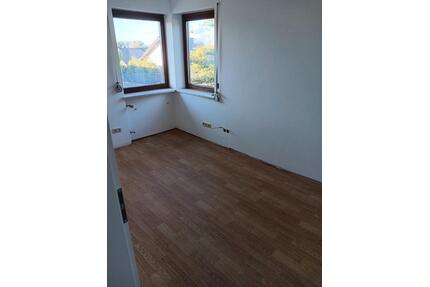 4 Zimmer Wohnung in Aichach - 1.100,00&nbsp;EUR Kaltmiete, ca.&nbsp; 110,00&nbsp;m&sup2; in Aichach (PLZ: 86551)