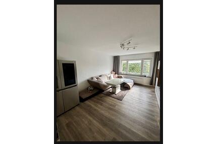 Helle 2,5-Zimmer Wohnung - 199.000,00&nbsp;EUR Kaufpreis, ca.&nbsp; 62,00&nbsp;m&sup2;&nbsp;Wohnfl&auml;che in Wedel (PLZ: 22880)