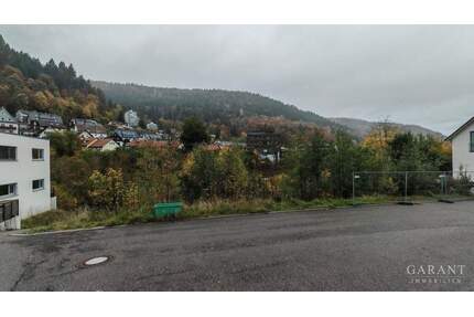 Baugrundstück in Top-Lage von Bad Wildbad mit Blick auf die große Enz
