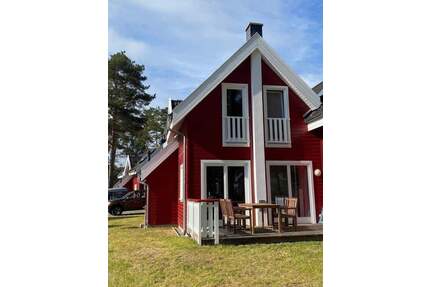 Strandhaus Glowe zwei Schlafzi zwei Bäder Kamin Waschm Sauna strandnah