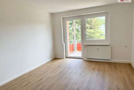 Wohnung zum Mieten in Thum 411,00 € 60.42 m²