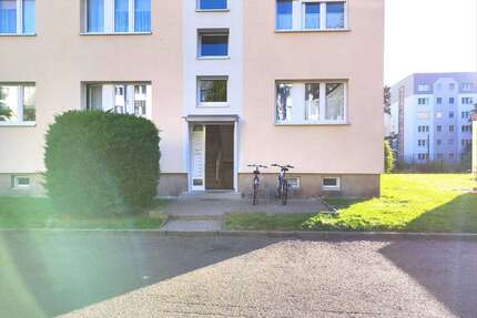 Wohnung zum Kaufen in Altenburg 44.900,00 € 46.66 m²