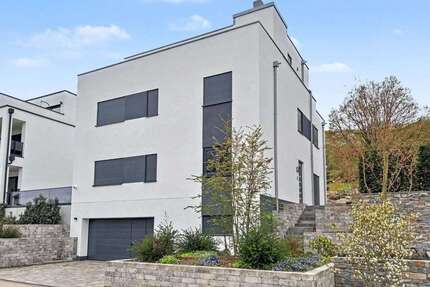 Haus zum Kaufen in Bad Neuenahr-Ahrweiler 1.750.000,00 € 298 m²