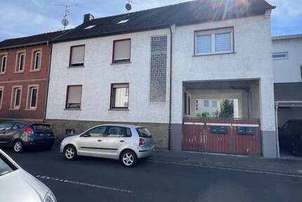 Haus zum Kaufen in Rodgau 590.000,00 € 234 m²