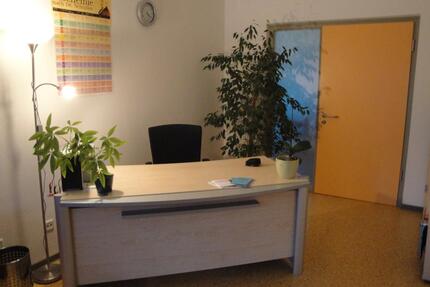 Praxisraum für 3 TageWoche - 300,00&nbsp;EUR Kaltmiete, ca.&nbsp; 29,00&nbsp;m&sup2; in Bonn (PLZ: 53115) Poppelsdorf
