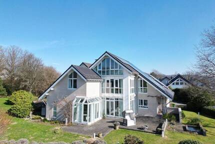 Außergewöhnliches Einfamilienhaus in Endlage – Fernblick, Wohnen & Arbeiten unter einem Dach - Reichshof Eckenhagen