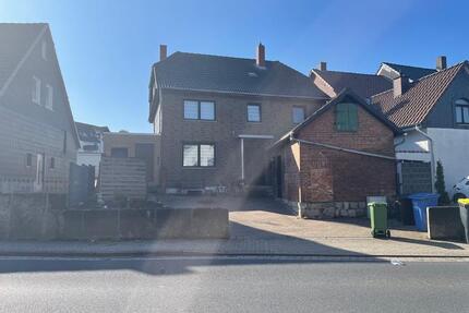 Haus zu verkaufen - 200.000,00&nbsp;EUR Kaufpreis, ca.&nbsp; 145,00&nbsp;m&sup2; in Giesen (PLZ: 31180)