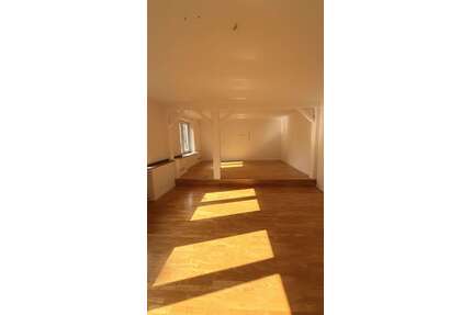 Wohnung zum Mieten in Düsseldorf 2.300,00 € 138 m²