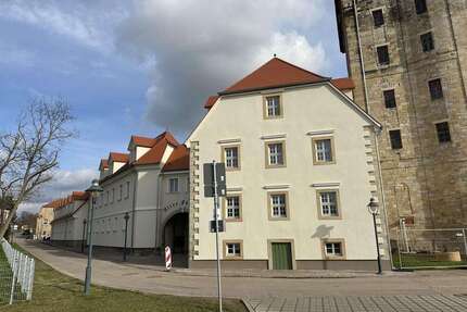 Haus zum Mieten in Bad Dürrenberg 1.344,00 € 112 m²