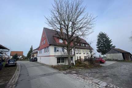 Haus zum Kaufen in Bad Teinach-Zavelstein 320.000,00 € 165 m²