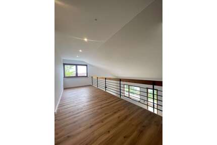 Wohnung zum Mieten in Leingarten 1.931,00 € 154.42 m²