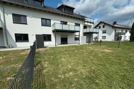 Traumhafte 2-Zi-Terrassenwohnung - Ascha