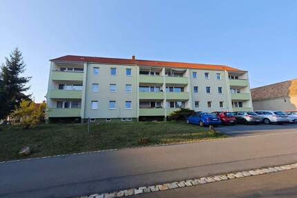 Kleine 4- Raum ETW Nähe Nossen - 50.000,00&nbsp;EUR Kaufpreis, ca.&nbsp; 73,00&nbsp;m&sup2;&nbsp;Wohnfl&auml;che in Nossen (PLZ: 01683) Rhäsa