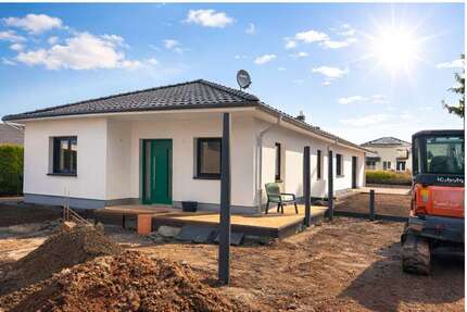 Haus zum Mieten in Taucha 2.100,00 € 135 m²
