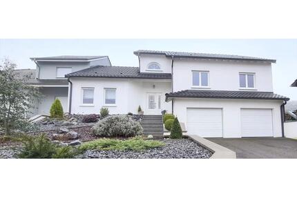 FH in FR ca. 160m² nur 4km bis DE, FBH, riesige Garage + Keller - Saarlouis