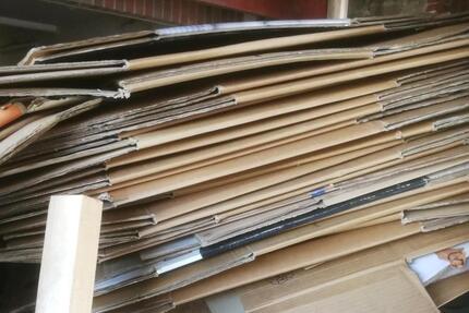 Stellplätze und Gewerberäume usw - Heide