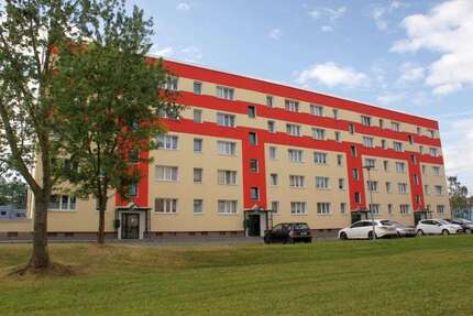 Wohnung zum Mieten in Plauen 290,83 € 57.59 m²