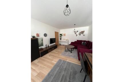 Helle 2-Zimmer WHG mit Balkon+Garage für 1 Person|Top-Lage Airbus - Asbach-Bäumenheim