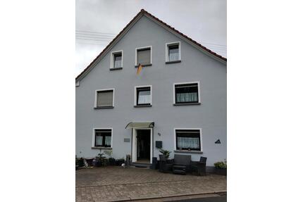 Zauberhaftes Einfamilienhaus - 250.000,00&nbsp;EUR Kaufpreis, ca.&nbsp; 230,00&nbsp;m&sup2; in Freisen (PLZ: 66629)