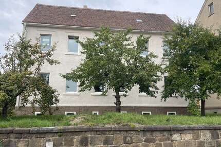 Haus zum Kaufen in Löbau 249.000,00 € 168 m²