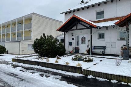 Gepflegte Doppelhaushälfte mit Garten in WellerodeSöhrewald