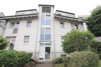 KL- Kaiserberg - Schöne 2-Zimmer-Wohnung mit Einbauküche, Balkon und TG-Stellplatz - Kaiserslautern Innenstadt