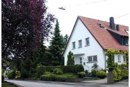 Familienfreundliches Zweifamillienhaus in Bous mit großzügiger Wohnfläche