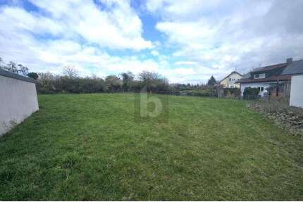 Grundstück zu verkaufen in Güglingen 230.000,00 € 830 m²