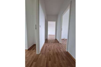 Wohnung zum Mieten in Schönebeck 418,00 € 58 m²