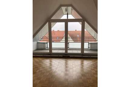 Wohnung zum Mieten in Hannover 1.021,00 € 92.9 m²