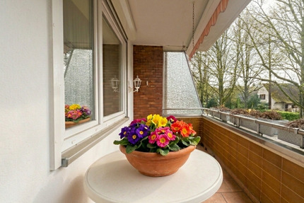 KOMPAKT + EXZELLENT aufgeteilt: Helle 2,5 Zimmer-Wohnung mit Südwestloggia - Hamburg Wandsbek