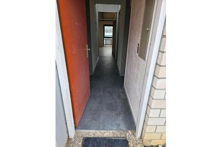 Mietwohnung 2 Zimmer, Küche, Diele, Bad - Kirchberg an der Jagst