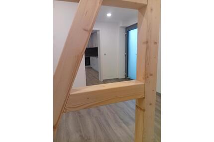 Wohnung 120qm - 1.200,00&nbsp;EUR Kaltmiete, ca.&nbsp; 120,00&nbsp;m&sup2; in Kleinlangheim (PLZ: 97355)