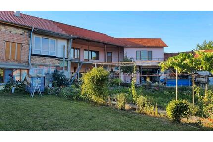 Zweistöckiges Haus zu verkaufen in Bulgarien - Volkmarsen