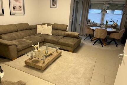 Neuenkirchen: Zentrumsnahe, renovierte Dreizimmerwohnung