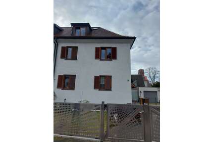 Haus zum Kaufen in Augsburg 549.000,00 € 122 m²