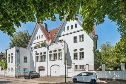 Haus zum Kaufen in Ratingen 800.000,00 € 254.45 m²