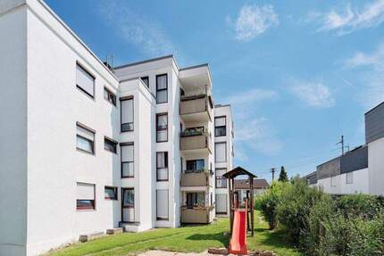 Bezugsfrei: Helle 3 Zi-Wohnung mit Balkon und Stellplatz - Leonberg Gebersheim
