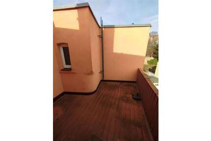 Wohnung zum Mieten in Reichenbach , Vogtl 399,00 € 103 m²