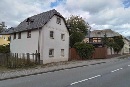 Dreiseitenhof mit Garten - 79.000,00&nbsp;EUR Kaufpreis, ca.&nbsp; 185,00&nbsp;m&sup2; in Weißendorf (PLZ: 07950)