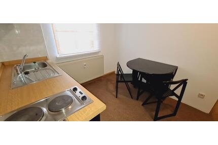 Singleapartment mit sep. Wohnküche und Stellplatz - Stadtroda