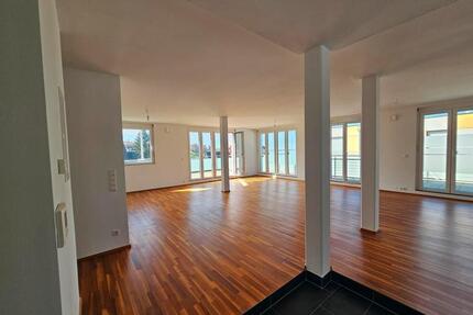 Großzügige Penthousewohnung in Herbolzheim zu vermieten - Kenzingen