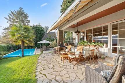 Haus zum Kaufen in Wachtberg Pech 980.000,00 € 226 m² - Wachtberg / Pech